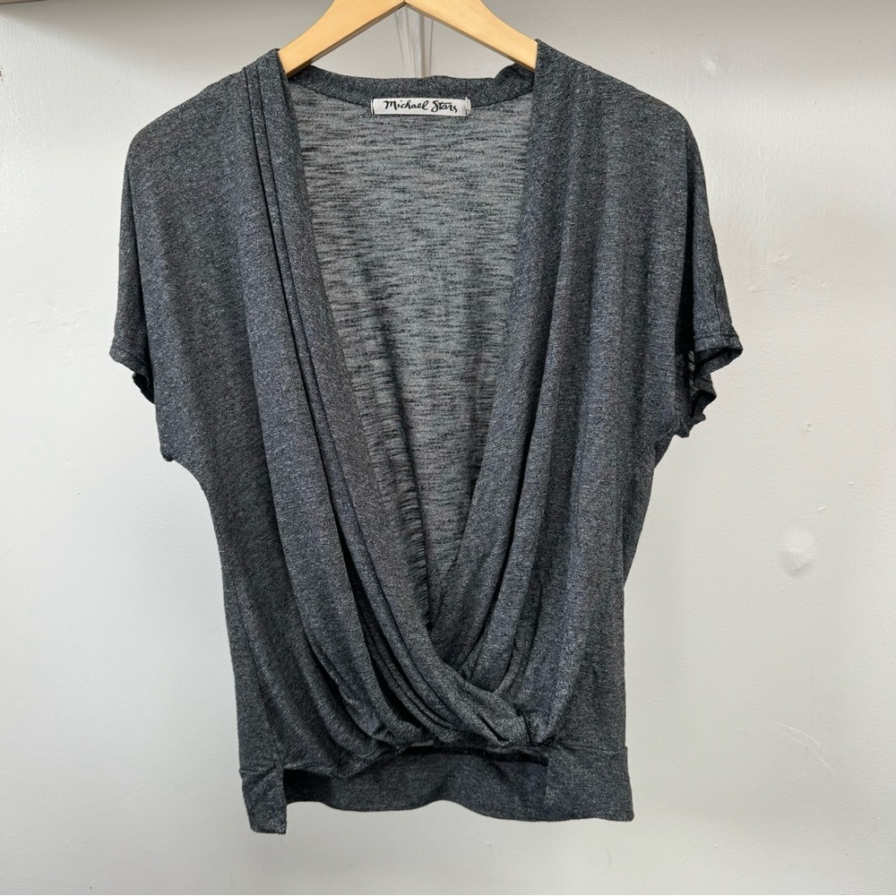 Michael Stars V neck​